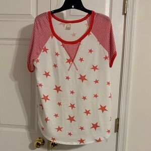 7th Ray Red and White Star Print Top